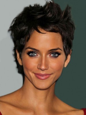 Perruques Halle Berry courtes avec coupe avant en dentelle style ondulé Longueur recadrée