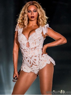 Monofilament Blonde épaule ondulée perruque de cheveux synthétiques Beyonce