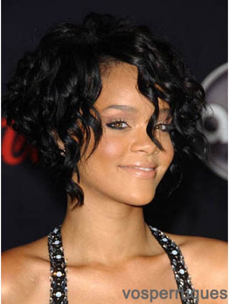 Perruques Rihanna capless droites noires longueur menton impertinent