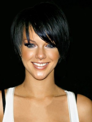 Black Straight With Bangs Lace Front 8 pouces moins cher Rihanna perruques