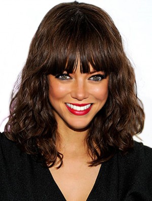 Black Wavy With Bangs Capless 16 pouces Beautiful Tyra Banks Perruques