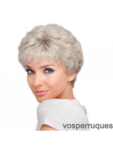 Style de cheveux courts pour les femmes âgées avec une coupe grise sans capuchon synthétique